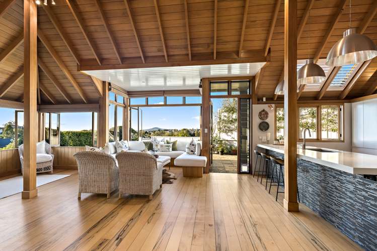 16 Pamela Place Saint Heliers_16