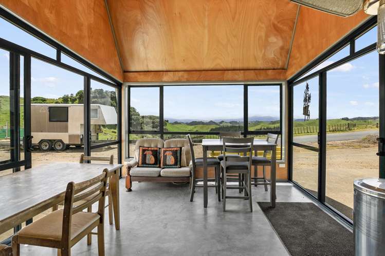 1633 Harbour Road Kawhia_1