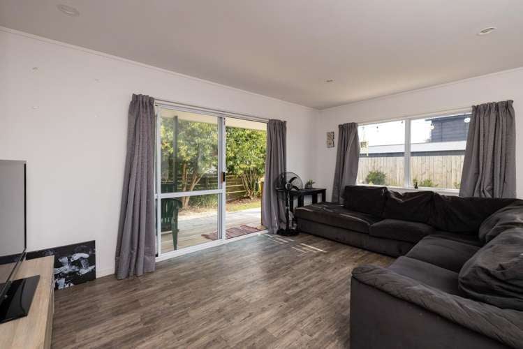 11b Lyn Grove Papamoa_6