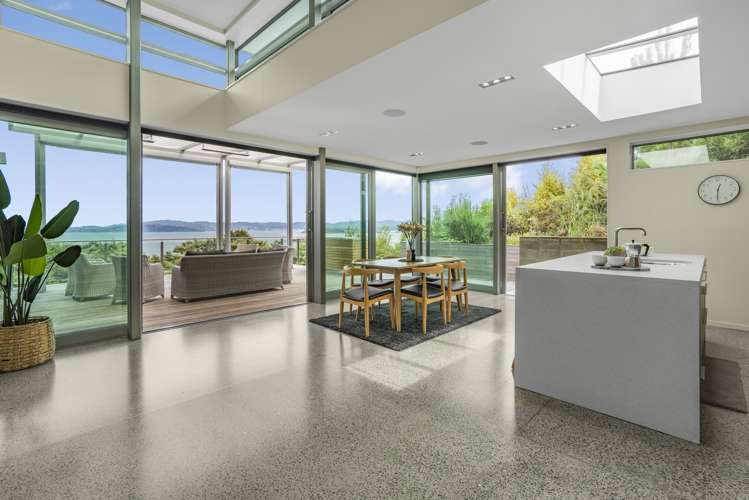 13a Walter Road Lowry Bay_3