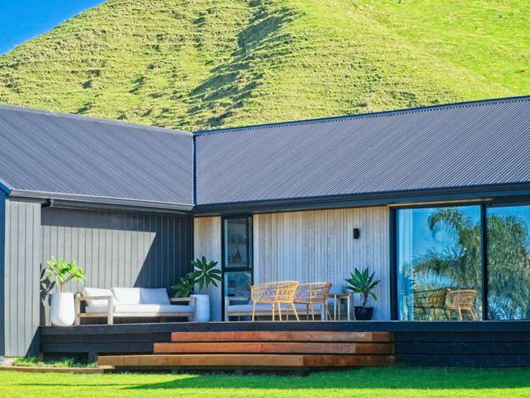 17 Sandy Cove Wainui_13