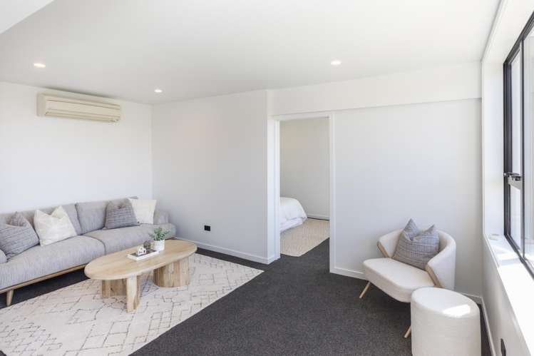 37 Whareora Tce Cashmere Flats_16