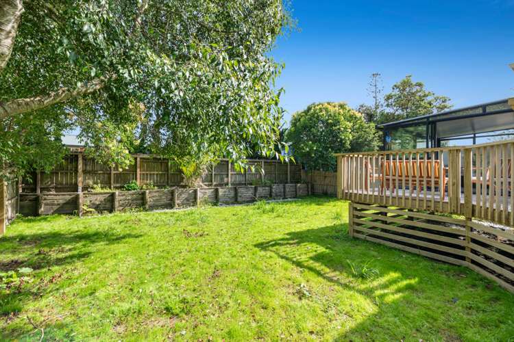 20A Holiday Road Stanmore Bay_13