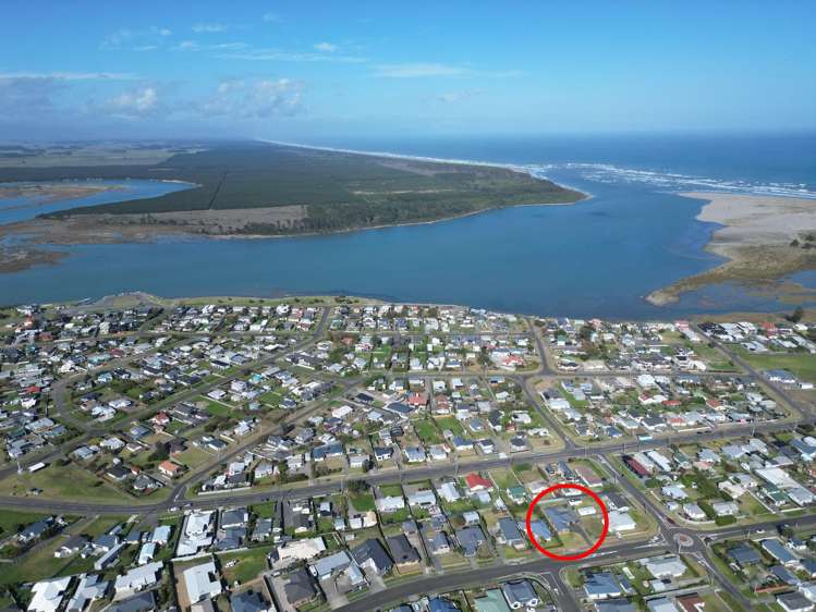 64 Andrews Street Foxton Beach_29