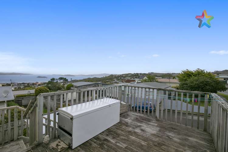 281 Dowse Drive Maungaraki_8