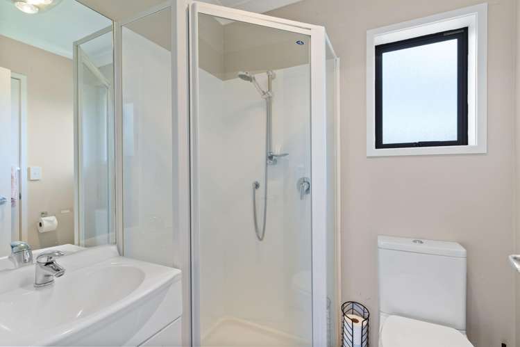 15 Crannich Place Wattle Downs_22