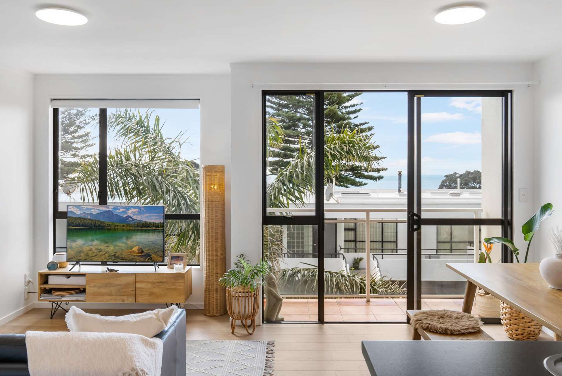 305/23 Maunganui Road Mount Maunganui_0