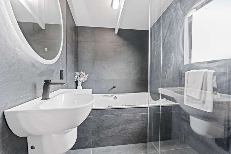 5 Elizabeth Drive West Harbour_14