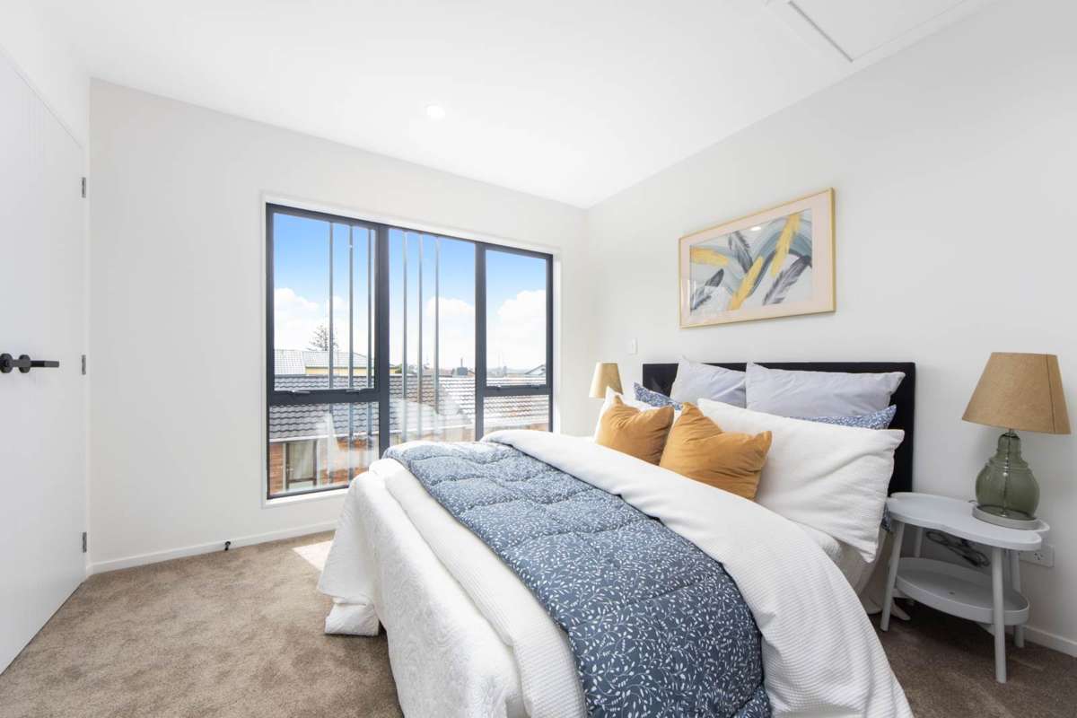 234-3,4,5, Te Atatu Road_5