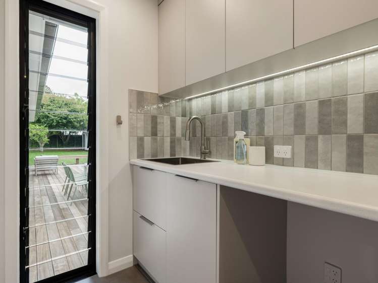 29 Firth Street Hamilton East_17