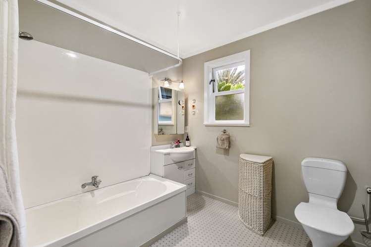 14 Hull Place Onehunga_14