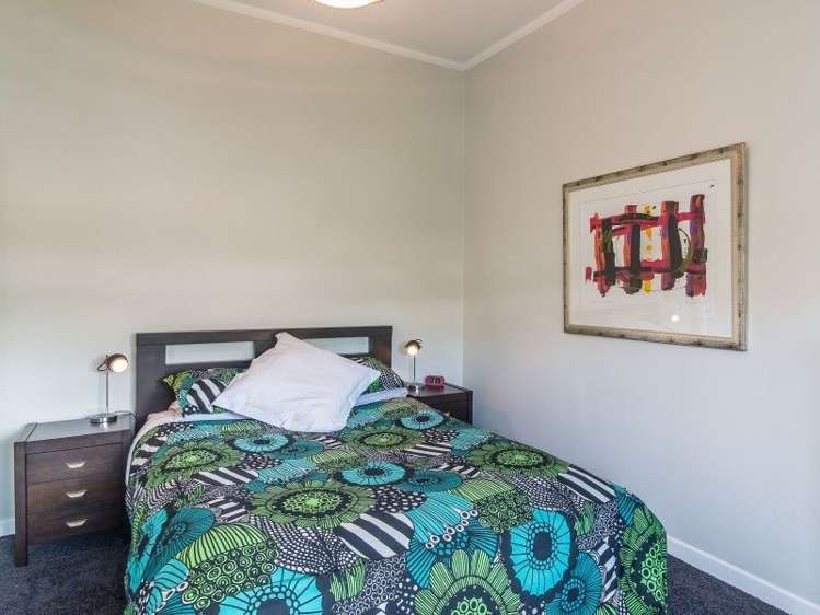 92 Mein Street Newtown_8