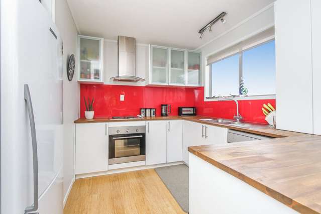 7 Fitzherbert Avenue West Harbour_3