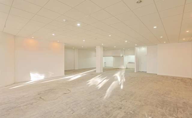 Shop 1 | 12 Beresford Square City Centre_2