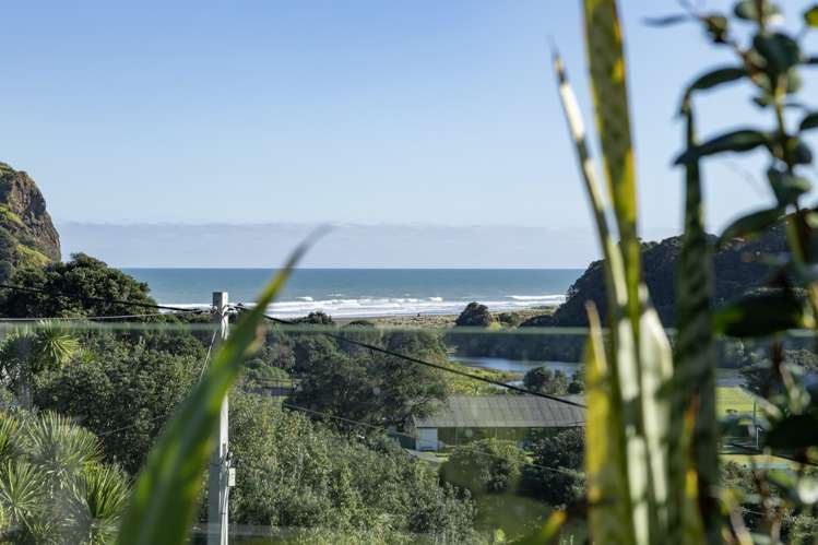 22 Beach Valley Road Piha_2