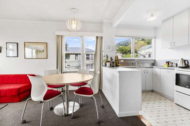 7/2 Newman Terrace Thorndon_1