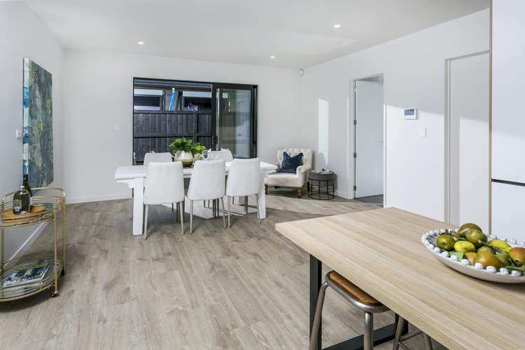 41 Matahae Crescent Milldale_4