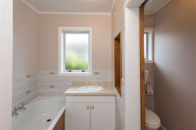 116 Springs Road Hornby_8