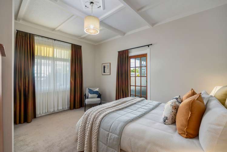 17 Chatham Avenue Mount Albert_15