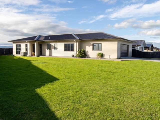 Ngatea Family Living