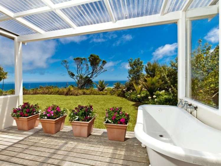 81 Oaia Road Muriwai_13