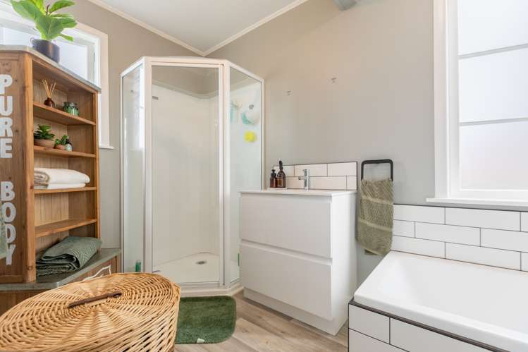 6 Churchill Street Waipukurau and Surrounds_18