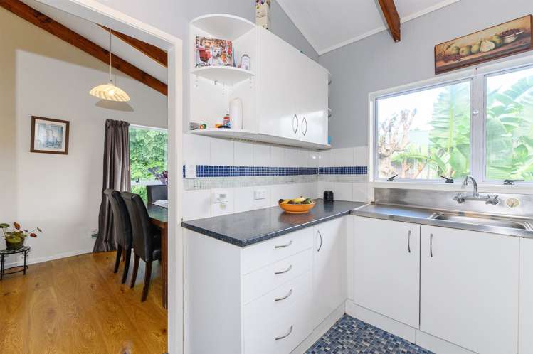 1/21 Captain Scott Road Glen Eden_5