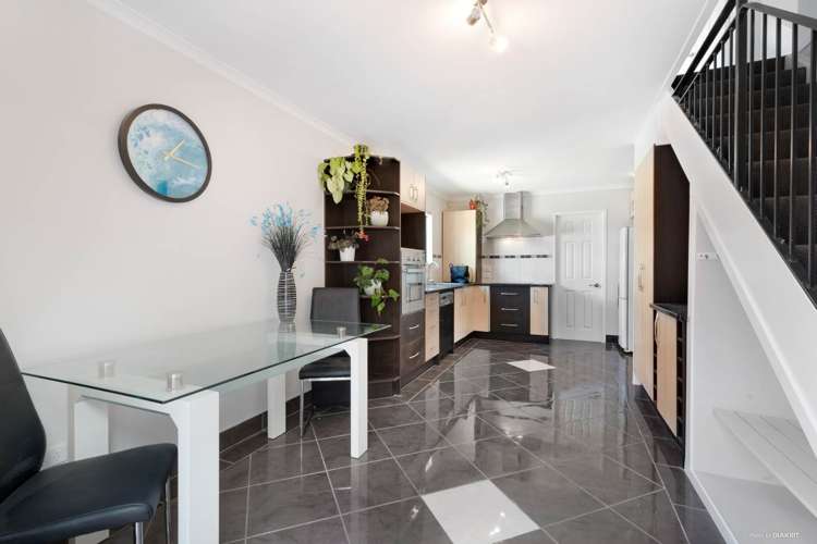 2/3 Smiths Avenue Papakura_5