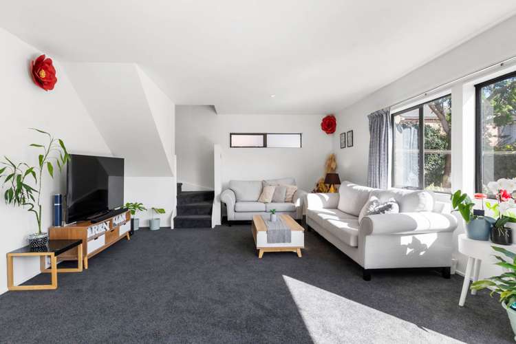 15/37 Fields Parade Oteha_20