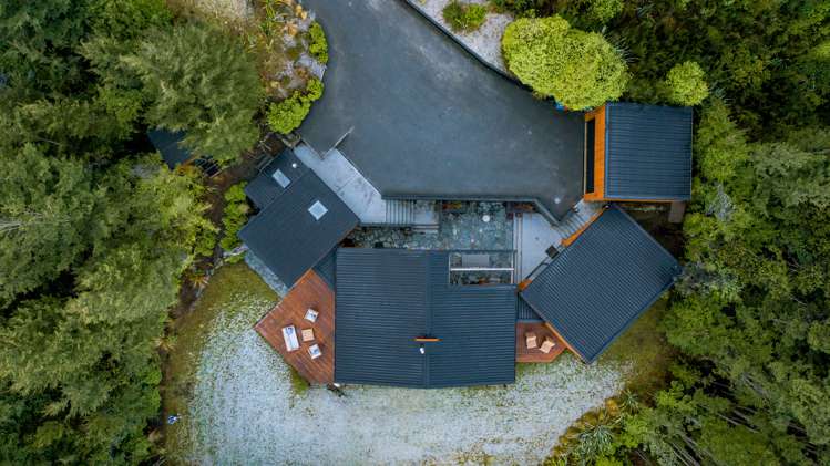 18 Falcon Heights Mount Creighton_28