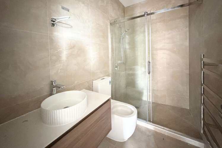 94 Huanui Drive Orewa_21