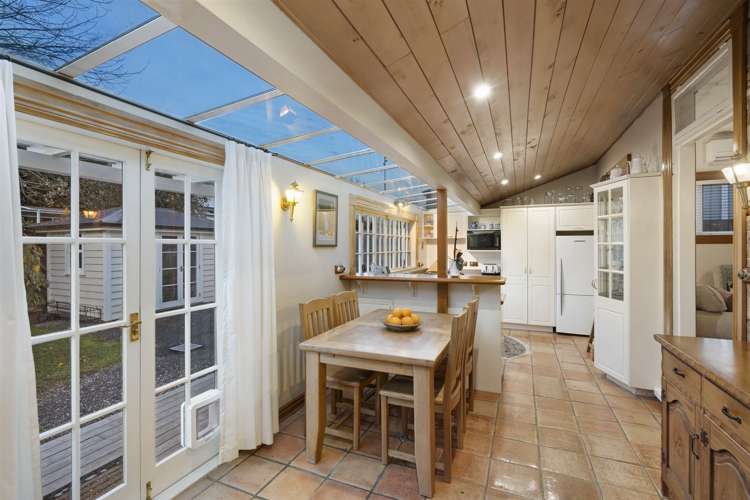 10 Beach Road Northcote Point_7