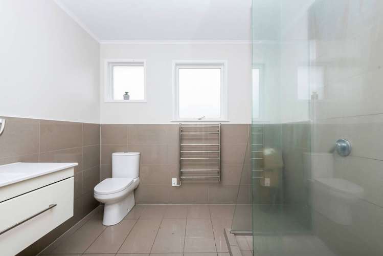 21 Bert Wilson Place Cockle Bay_16