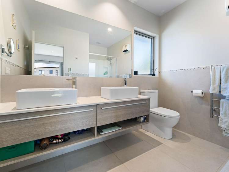 21 Andalusian Way Karaka_12