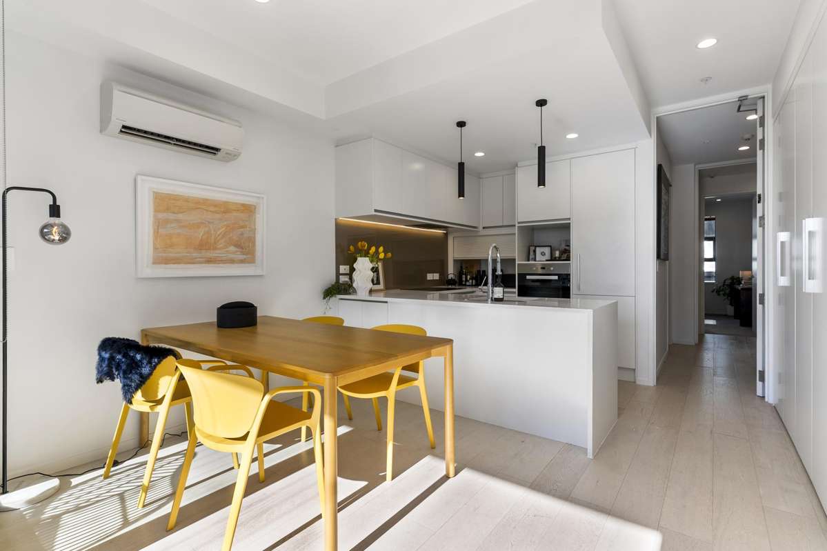 303/12 Vinegar Lane_2