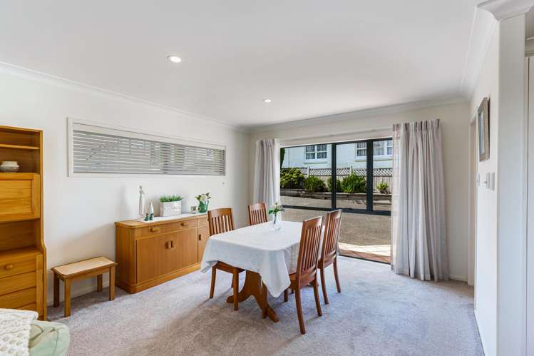 2/12 Richards Avenue Forrest Hill_7