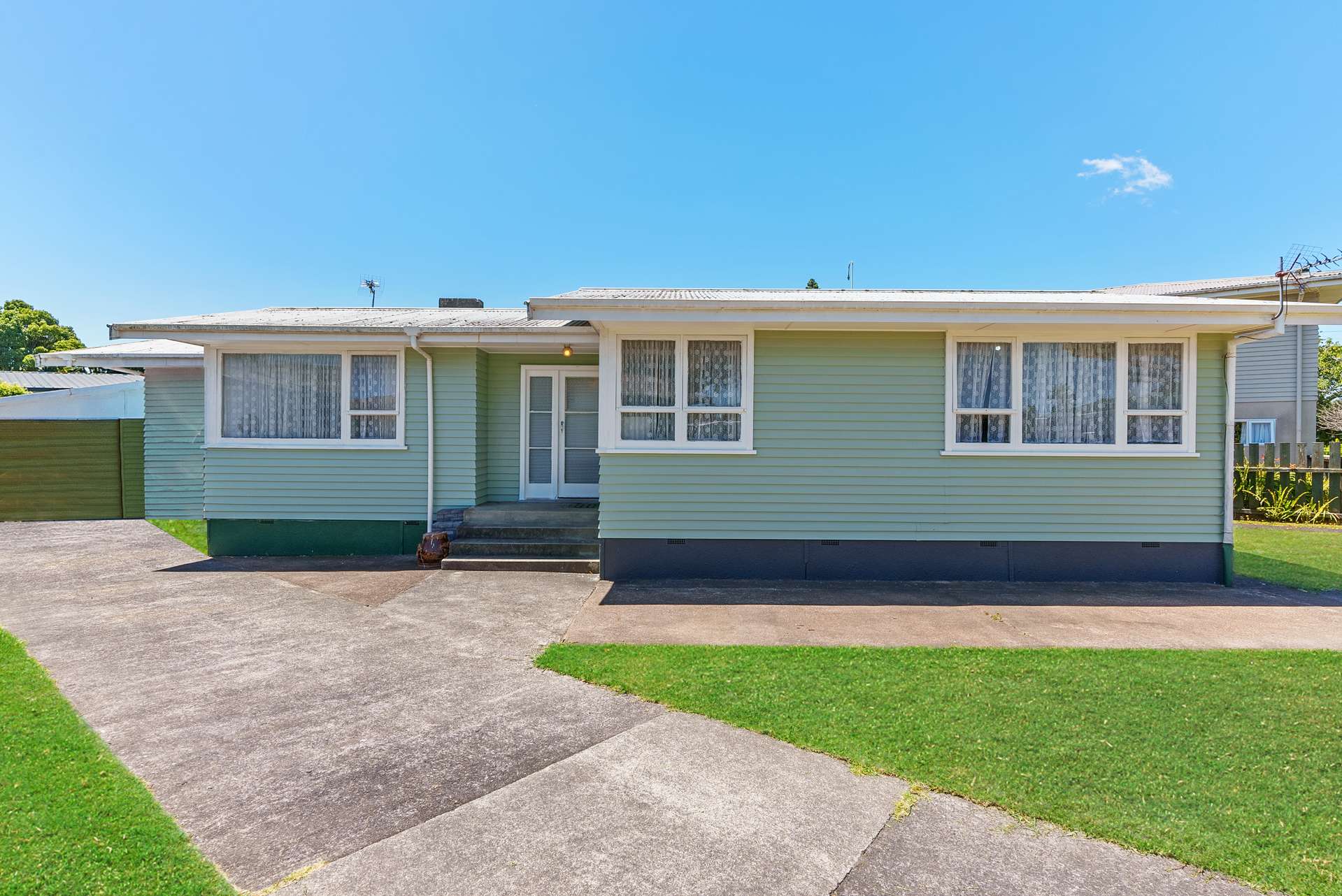 3 Bridgens Avenue Te Atatu Peninsula_0