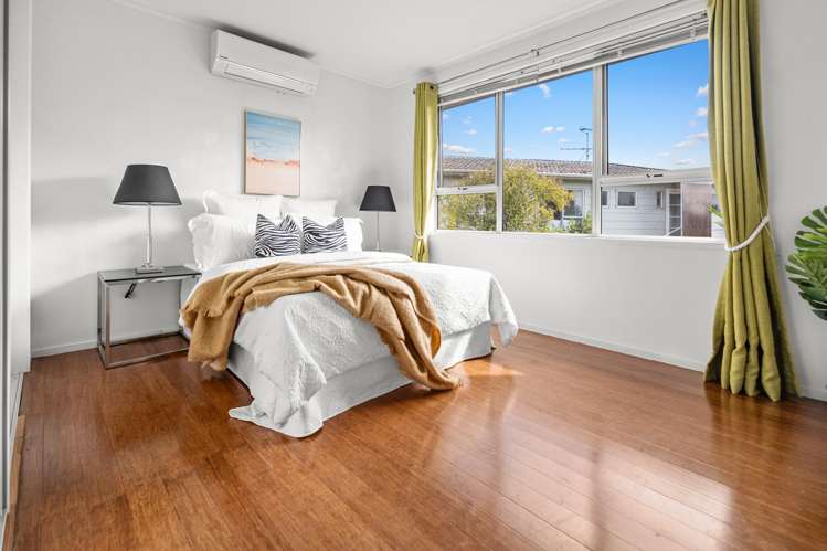 21 Celeste Place Totara Vale_10