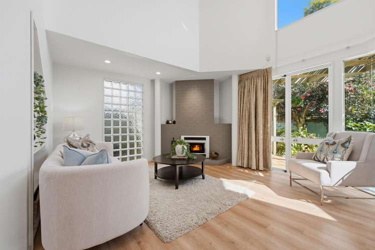 2/7 Otakau Road_2