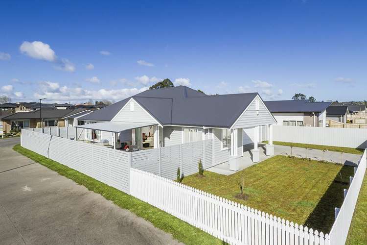 18 Larmer Drive Kumeu_16
