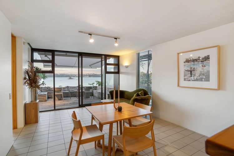 1/105 Sarsfield Street Herne Bay_6