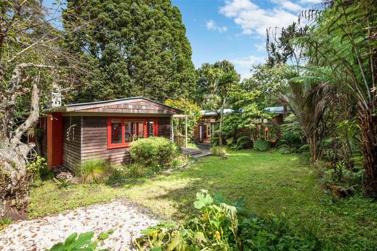 12 York Road Titirangi_18