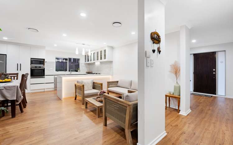 4 Savina Court Flat Bush_11