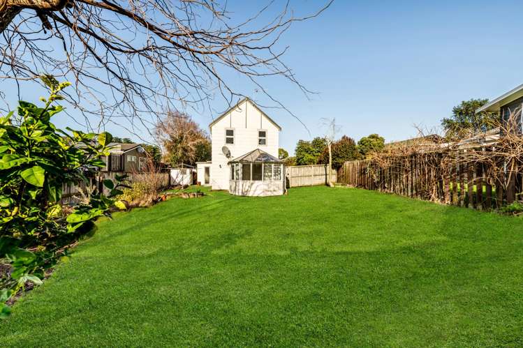 1/85 Meadway Sunnyhills_19