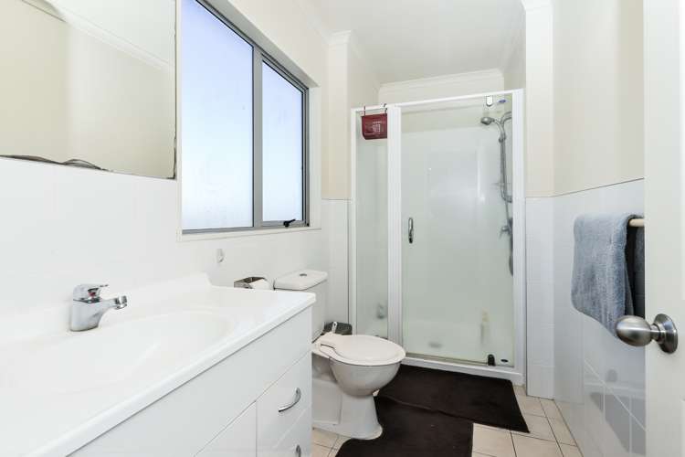 1 Rene Way Huntington_11