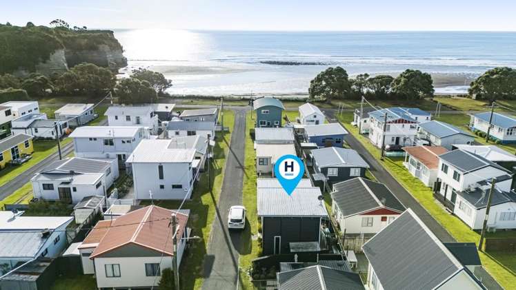 29 Third Avenue Urenui_11