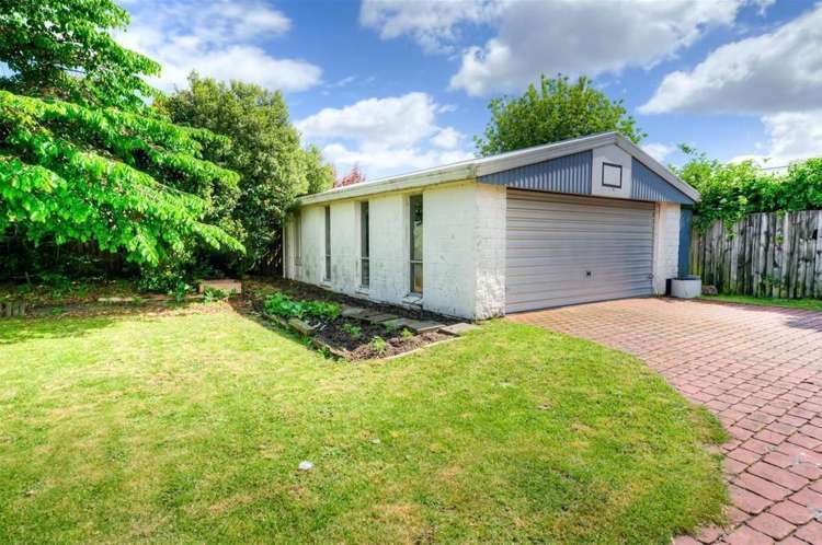 34 De Havilland Street Hornby_9