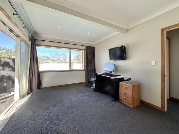 46 Tirimoana Road Te Atatu South_12