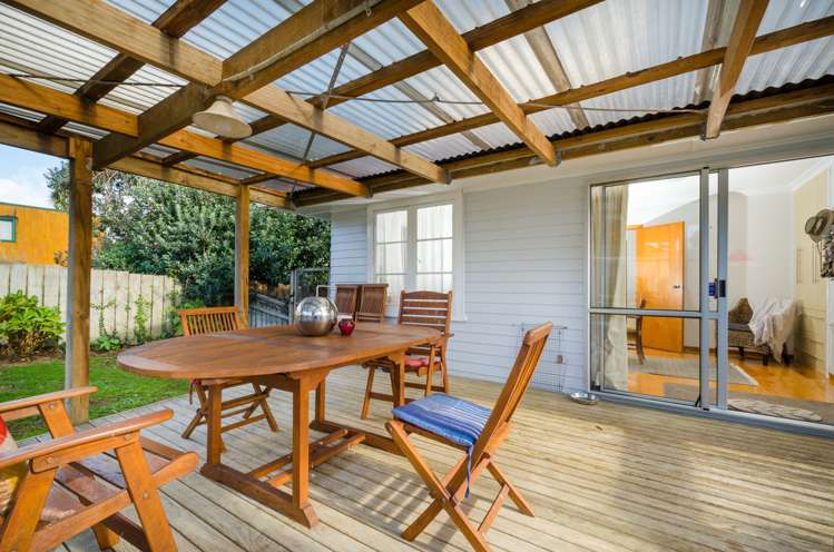 48 Wilsher Crescent Henderson_13