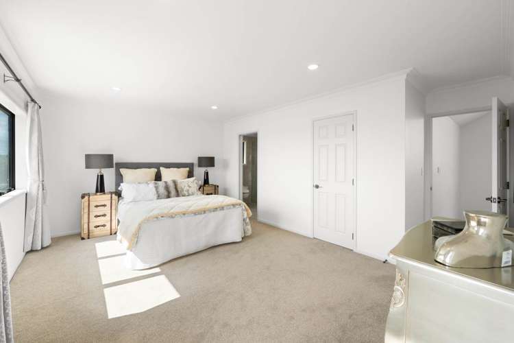 216 Whitford Road Shamrock Park_26